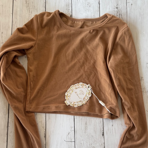 Tops - Women's Tan Long Sleeve Top